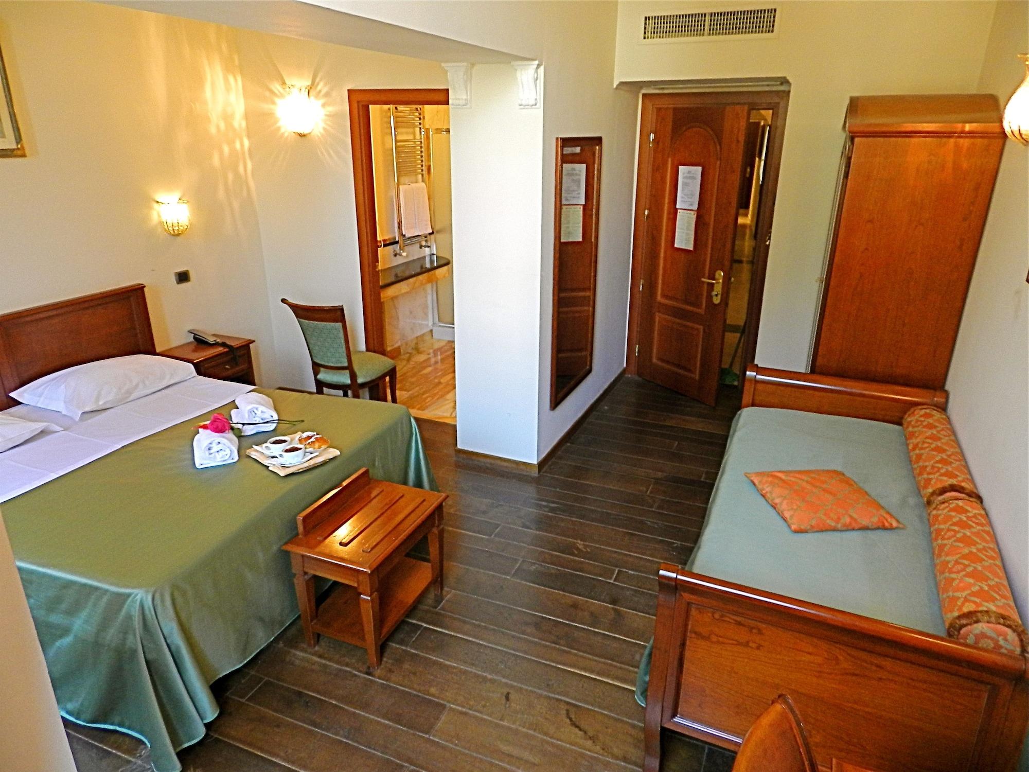Domus Florentiae Hotel Florencia Exterior foto