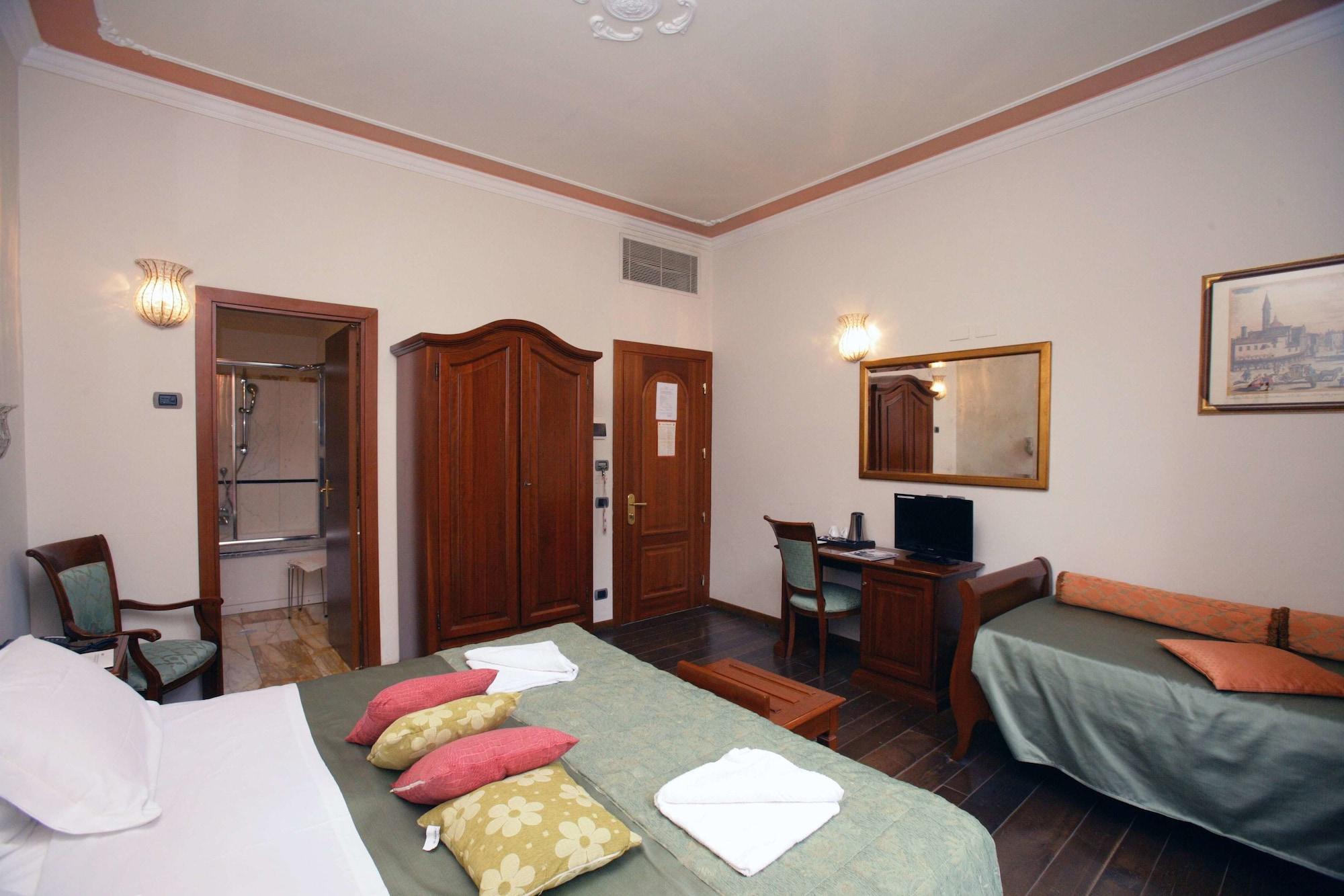 Domus Florentiae Hotel Florencia Exterior foto