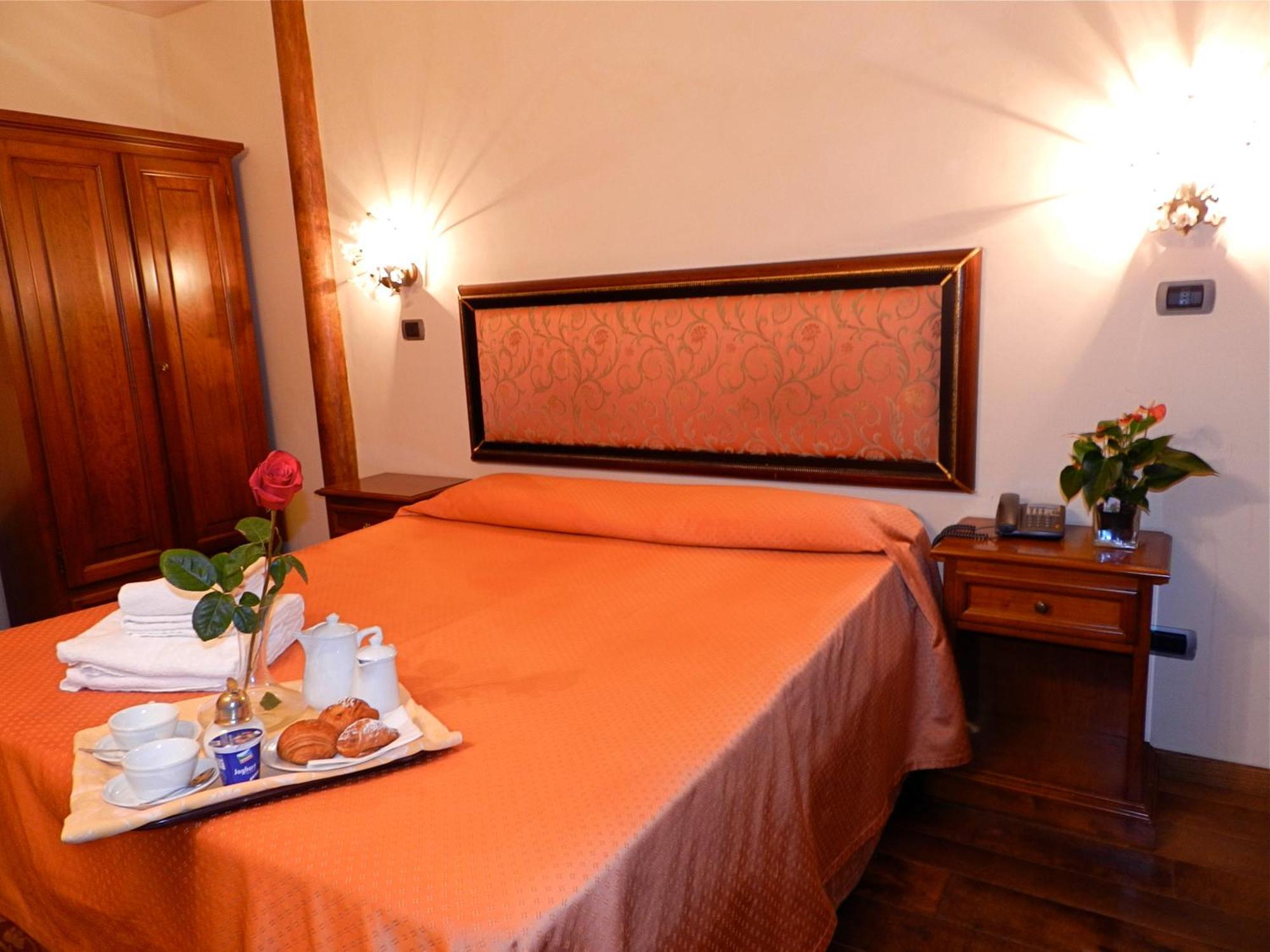 Domus Florentiae Hotel Florencia Exterior foto